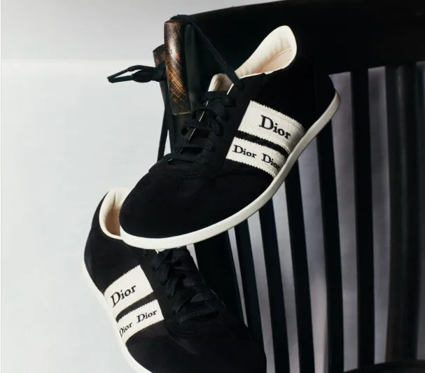 Dior Ribbon Sneakers… تصميم يُبنى على تفصيل واحد