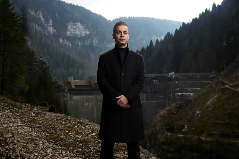 رئيس مجلس الإدارة والشريك المؤسس لدار Vanguart محمد كوروتورك:  الساعة عمارة مرئية تُكتشف قبل أن تُرتدى