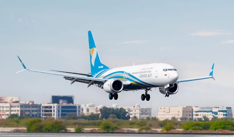 الطيران العماني يرفع وتيرة رحلاته للرياض ويستعيد وجهاته الإقليمية