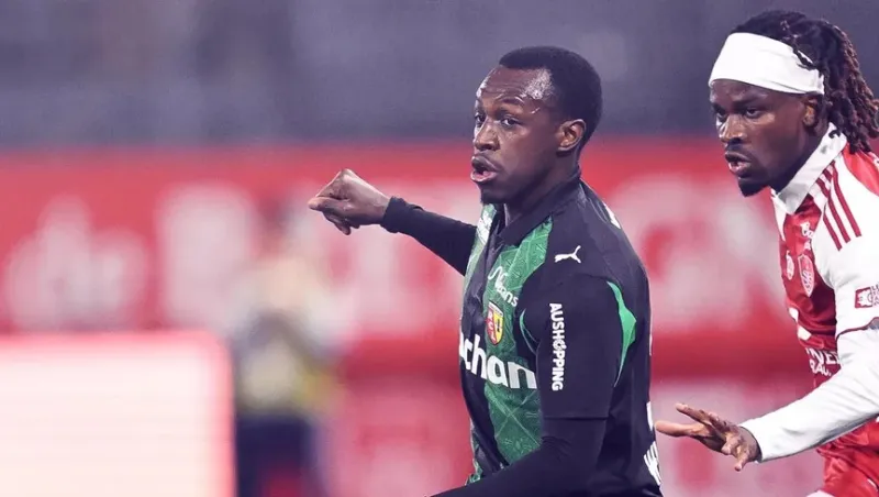 سعود عبد الحميد يخطف الأنظار في عودة مثيرة لنادي لانس (فيديو)