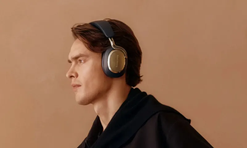 ألوان صيفية جريئة.. Bowers & Wilkins تعيد تعريف الفخامة في سماعاتها