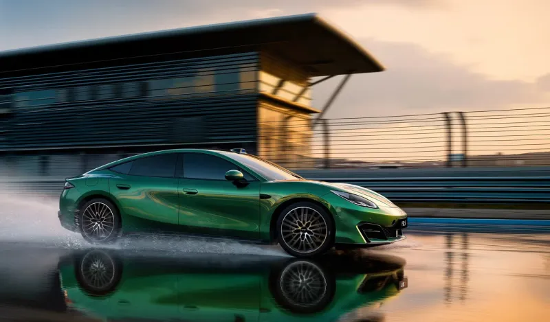 BYD تكشف عن فورمولا SL بقوة 1000 حصان