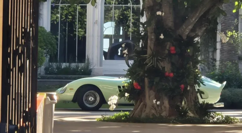 واحدة من أندر طرز السيارات.. Ferrari 250 GTO تظهر في منطقة بالم بيتش الأمريكية