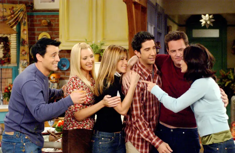 أرباح لا تتوقف.. عائدات خيالية لنجوم "Friends" رغم انتهاء المسلسل