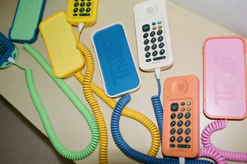 وداعًا للهواتف الذكية.. جهاز جديد يحد من التشتت الرقمي