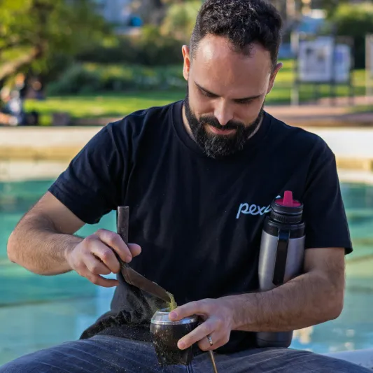 معشوق نجوم الساحرة المستديرة يخيب الآمال.. شاي المتة بلا فائدة تذكر! 