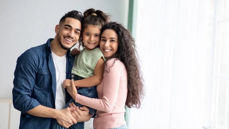 ما الذي يهدد سعادة الأزواج بعد إنجاب الأطفال؟ دراسة توضح