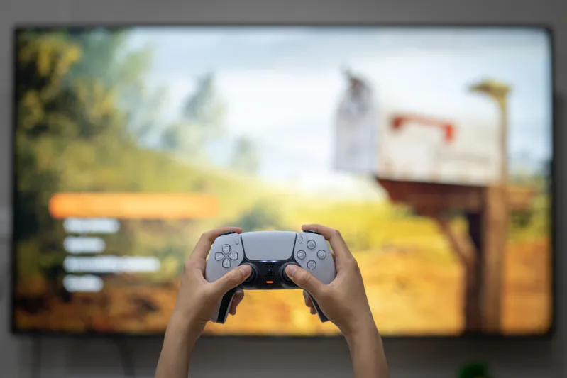 قيود جديدة على اللاعبين.. PlayStation تشترط التحقق من العمر