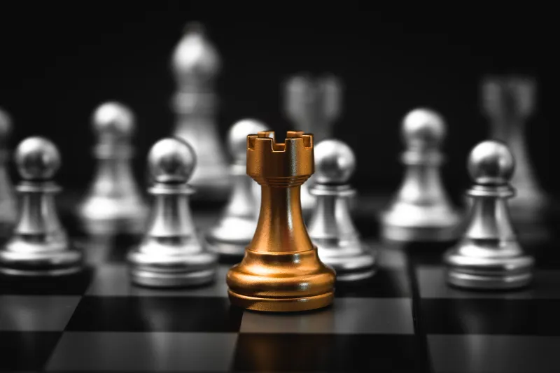 أقوى القادة لا يتوقفون عن التعلم.. كيف يصنع الفضول المستمر نجاحهم المهني؟