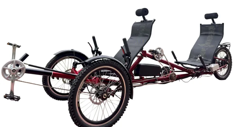 شركة Cozy Trikes تكشف عن دراجة كهربائية ثلاثية المقاعد لرحلات مزدوجة