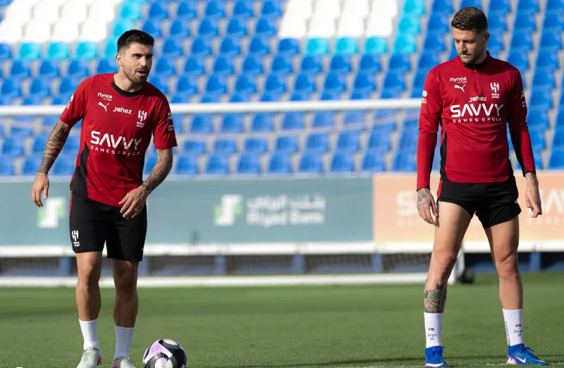 مواعيد مباريات اليوم السبت.. الهلال ينهي تحضيراته للحزم وبرشلونة يتأهب