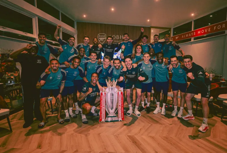بعد فوزه بلقب الدوري الإنجليزي 2026.. كم تبلغ مكافأة آرسنال؟