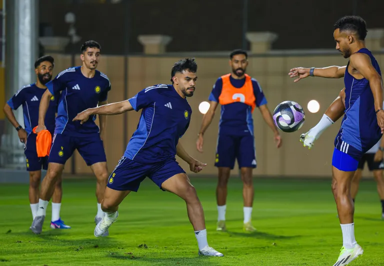 ملامح تشكيلة النصر المتوقعة أمام ضمك تتضح.. لقاء مصيري يحدد بطل دوري روشن