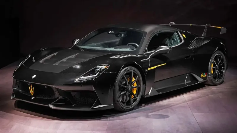GT2 سترادالي فوريسيري 914.. مازيراتي تطلق أيقونتها الفريدة في أسبوع ميلانو للتصميم (فيديو)