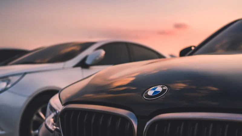 BMW تكشف عن M3 كهربائية بقوة 1000 حصان.. هل تنافس البنزين؟ (فيديو)