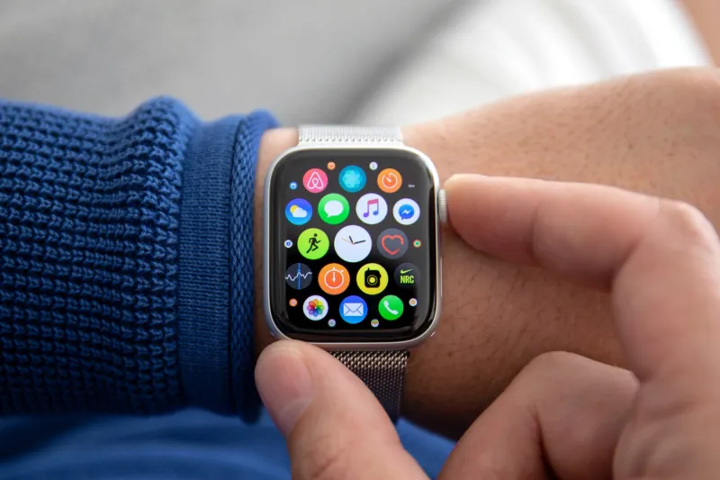 هل تتخلى أبل عن إضافة Touch ID في ساعتها؟
