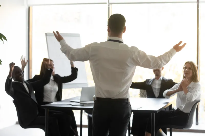 فخ الامتثال.. لماذا تخسر القيادة القائمة على الخوف معركة الابتكار؟