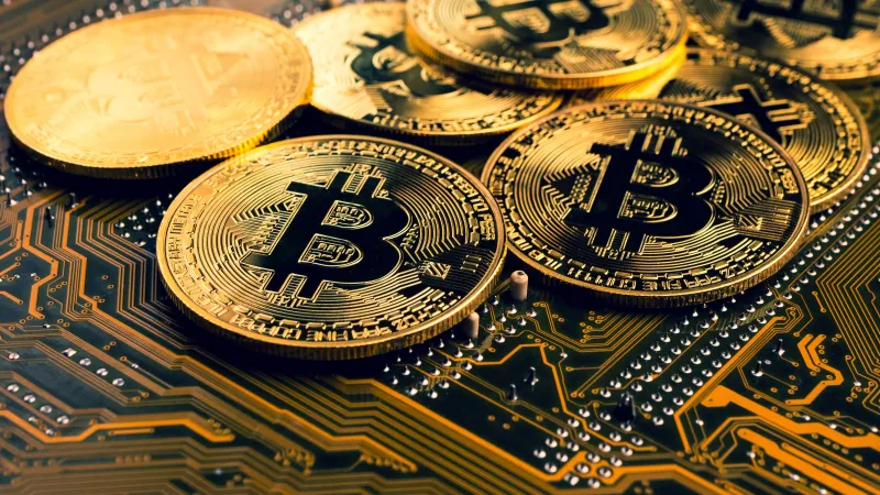 بيتكوين تتجاوز 80 ألف دولار.. هل نعيش بداية موجة صعود جديدة؟