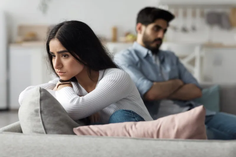 دون شعورك.. عبارات بسيطة "قد" تدمر الثقة في أي علاقة 