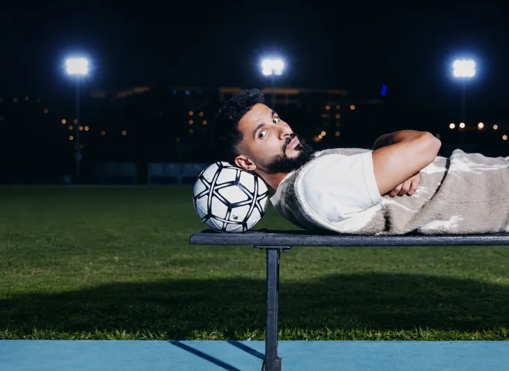 صالح الشهري على غلاف «الرجل»: من هدف الأرجنتين إلى طموحات مونديال 2026 