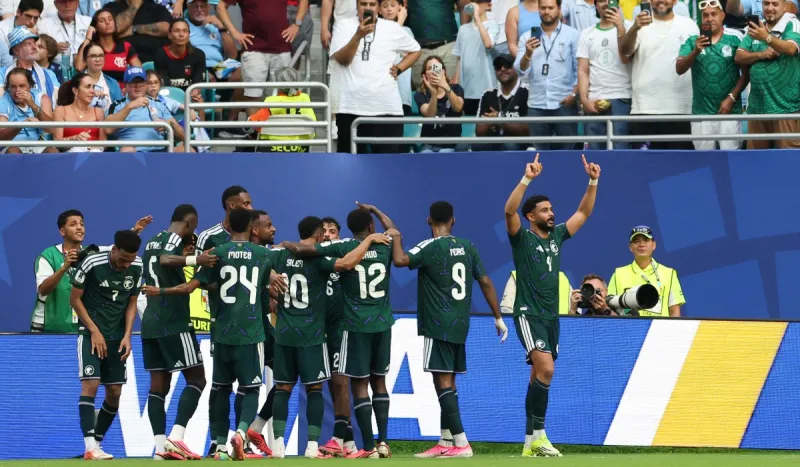 بعد التعادل مع أوروجواي.. كيف أبقى المنتخب السعودي على آماله في التأهل؟ (فيديو)
