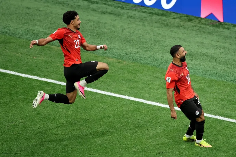 بعد تألقهما.. كم تبلغ القيمة السوقية لمحمد صلاح وعمر مرموش؟