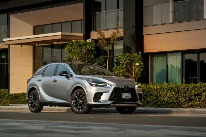 Lexus RX 500h.. الفخامة اليابانية التي واصلت الفوز بصمت