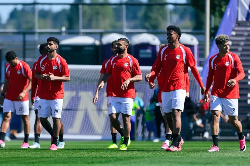 حسام حسن يكشف سر خروج محمد صلاح أمام إيران