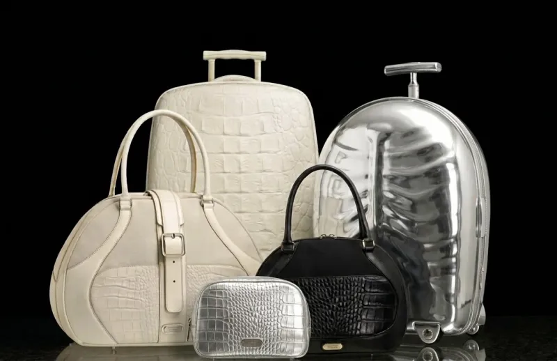 ماذا تعرف عن تعاون Alexander McQueen وSamsonite؟ حقائب نادرة لا يعلم بها إلا القليل