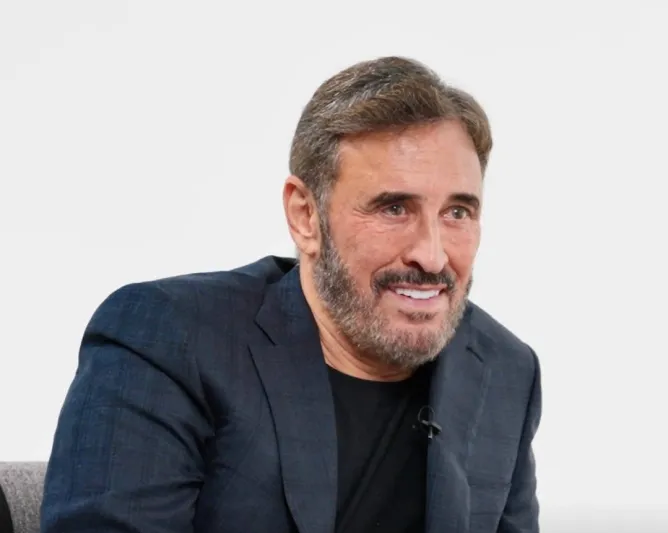 كاظم الساهر يحسم الجدل حول الزواج: أقسمتُ ألا أرتبط مجددًا (فيديو)