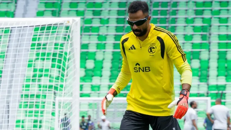 ما سر النظارات السوداء التي ارتداها حراس مرمى المنتخب السعودي في تدريبات كأس العالم؟