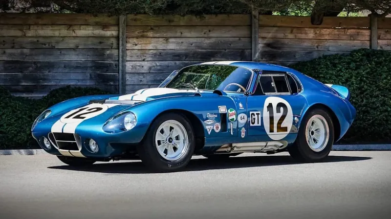 واحدة من 6 نسخ أُنتجت لتنافس "فيراري".. تعرّف على مواصفات Shelby Cobra Daytona Coupe