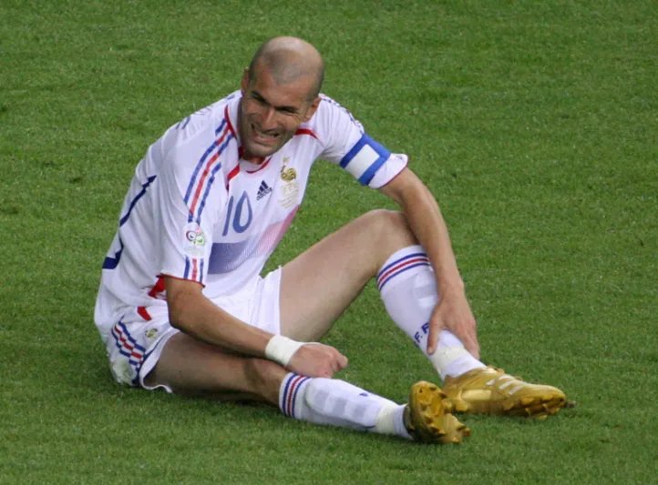 زيدان ضد "Tiki-taka".. قصة "الرجل العجوز" الذي غيّر سيناريو مواجهة مونديال 2006