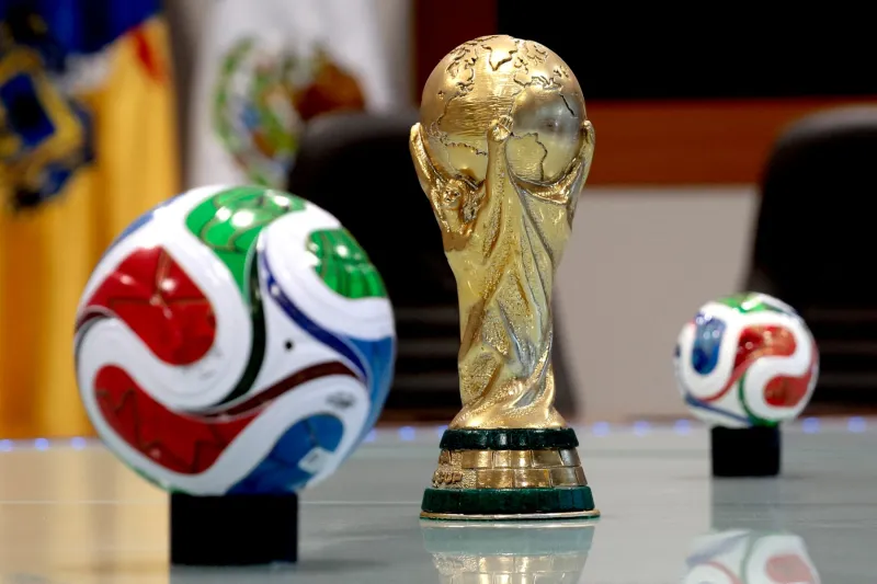 من سيستضيف كأس العالم 2030 وهل سيحصل على تأهل تلقائي؟