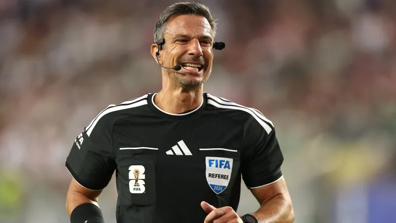 من هو حكم نهائي كأس العالم 2026؟ ولماذا اختارته فيفا؟