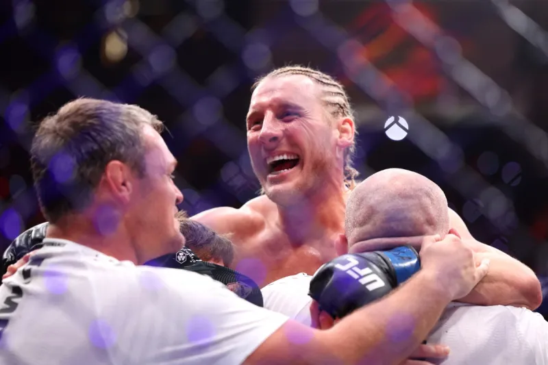 زلزال في UFC 329.. بيمبليت يلتهم سان دوني في أقل من دقيقة