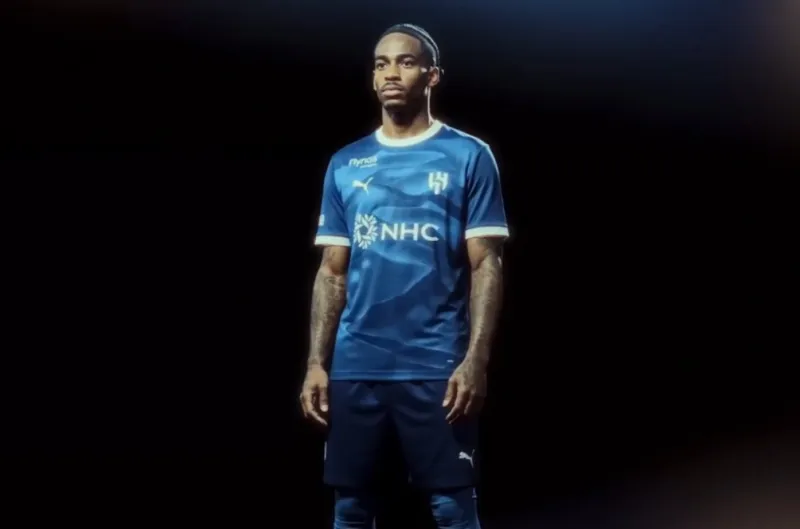 بعد انتقاله إلى الهلال.. كم تبلغ القيمة السوقية لـ كريسينسيو سامرفيل؟