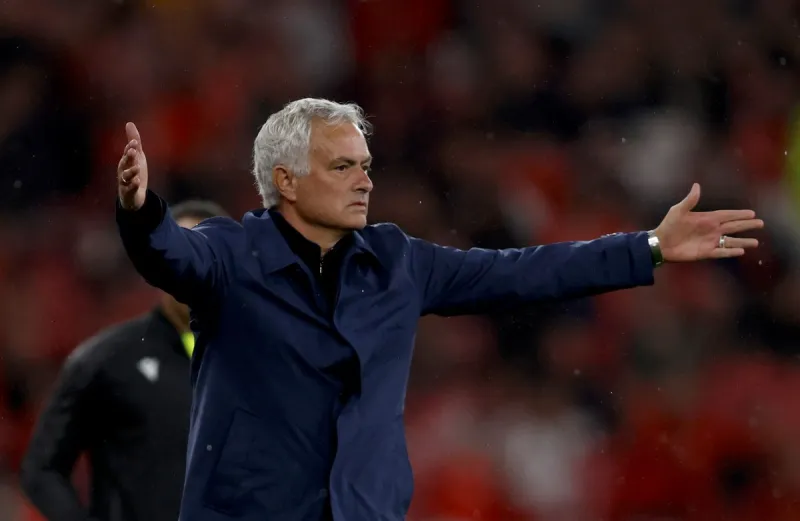 كاريزما "السبيشال وان" تعود لمدريد.. مورينيو يتحدى الصحفيين فماذا تقول أرقامه التدريبية؟