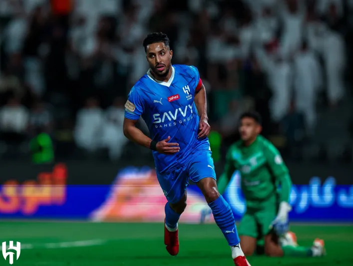 الهلال يقترب من استعادة سالم الدوسري بعد 6 أسابيع من الغياب