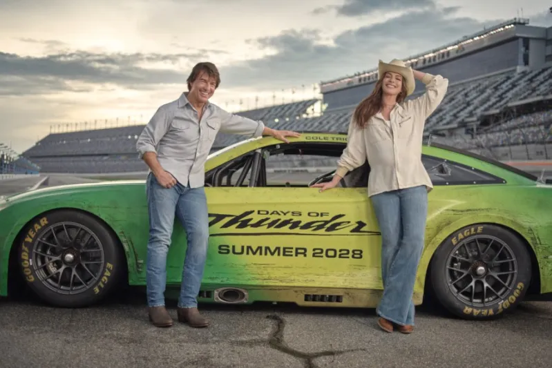 كم بلغت إيرادات «Days of Thunder» قبل عودة توم كروز وآن هاثاواي؟