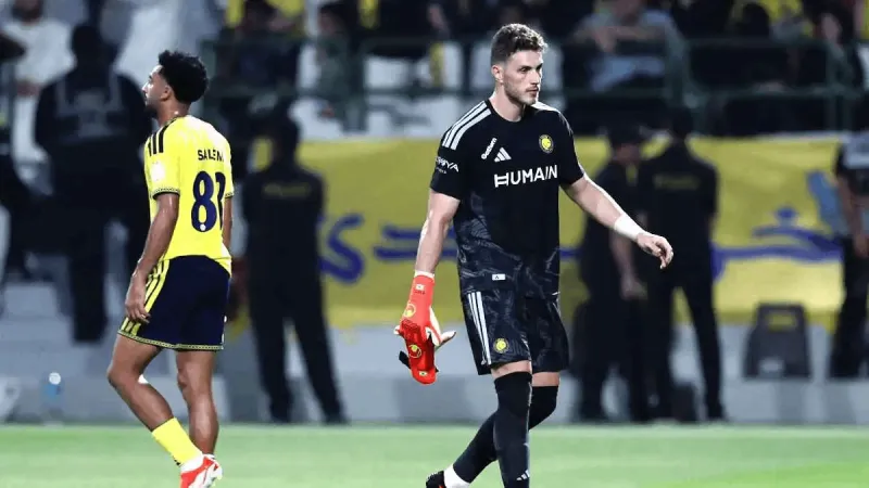 جدل تحكيمي بعد ريمونتادا النصر.. هل يستحق لقاء الاتفاق الإعادة؟