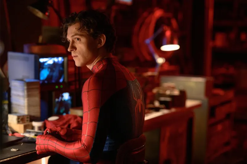 توم هولاند يقترب من حصد أكثر من 100 مليون دولار من Spider-Man: Brand New Day