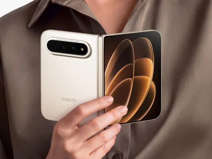 هاتف Xiaomi 18 Fold يتألق بألوان إضافية ومواصفات تقنية استثنائية