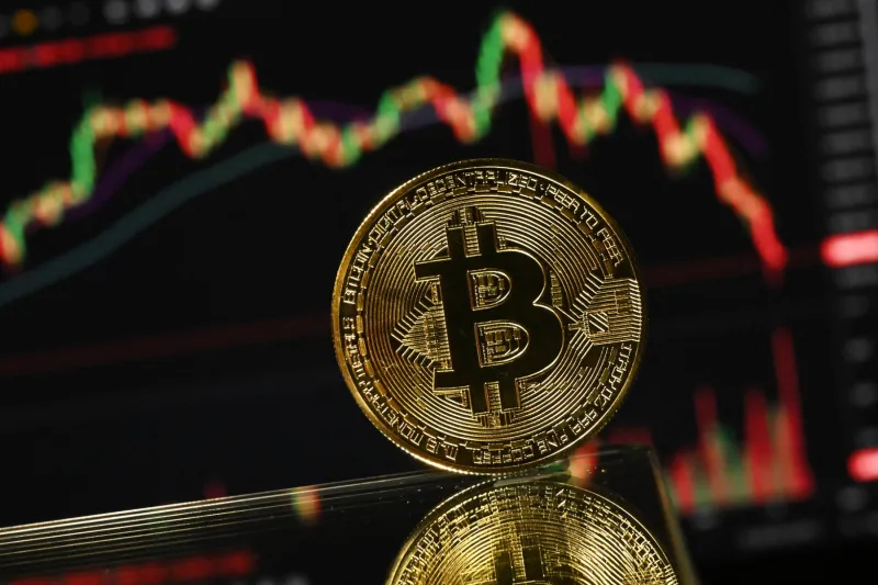 بيتكوين تسجل مكاسب جديدة.. ماذا حدث في سوق العملات الرقمية؟