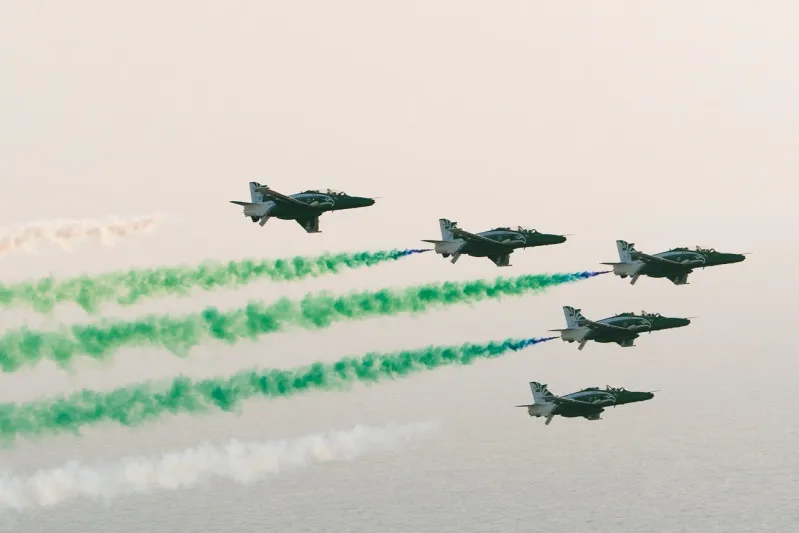 من السماء إلى البحر.. عروض عسكرية تحتفي باليوم الوطني في الرياض وجدة والخبر