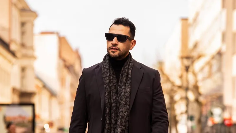 علي الطيب بطلاً لـ«شاهد قبل الحذف».. وعرضه قريبًا