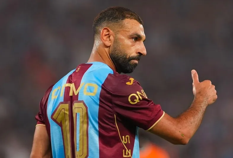محمد صلاح يُرزق بمولوده الثالث «ليل».. فما معنى الاسم؟