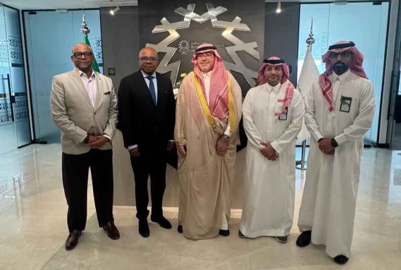 السعودية وجامايكا تبحثان ربطًا جويًا يفتح بوابة الكاريبي