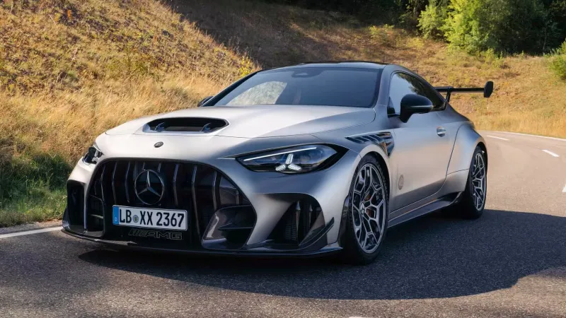 مرسيدس-AMG تكشف عن سيارة CLE 646 Spezialanfertigung الخارقة بقوة 637 حصانًا