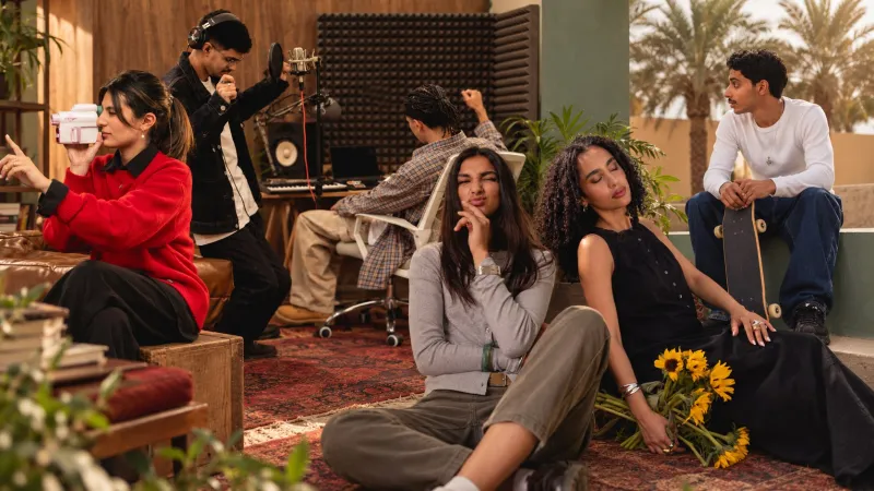 لكل موهبة لغتها.. Gap تلتقي ستة أصوات سعودية